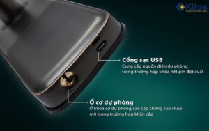 Cổng sạc USB và ổ dự phòng được tích hợp dưới cùng